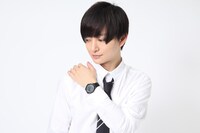 TVアニメ「ソードアート・オンライン アリシゼーション」コラボアイテムの着用イメージ。