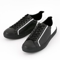 キリトをイメージしたシューズ。