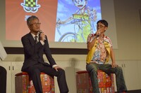 左から武川新吾編集長、渡辺航。