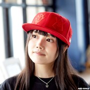 「STRICT-G × New Era 9FIFTY『機動戦士ガンダム』40周年記念 シャアモデル」