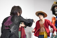 きただにひろしと麦わらの一味のパフォーマンス。