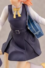 「やがて君になる『小糸侑＆七海燈子』 1/8スケール 塗装済み完成品フィギュア」