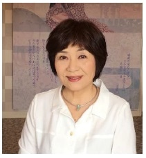 里中満智子