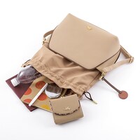 南イタリアモデルのバッグ。