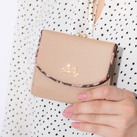 南イタリアモデルのミニ財布。