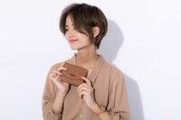 スペインモデルのミニ財布。