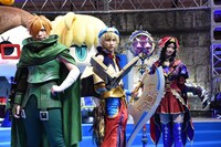 オフィシャルコスプレイヤーたち。