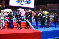 オフィシャルコスプレイヤーと着ぐるみたち。