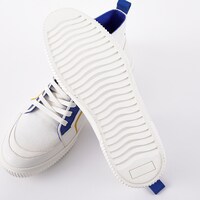 「ARIAカンパニー モデル ハイカットスニーカー」