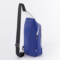 「ARIAカンパニー モデル ボディバッグ」