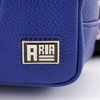 「ARIAカンパニー モデル ボディバッグ」