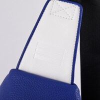 「ARIAカンパニー モデル ボディバッグ」