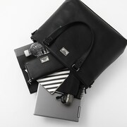 「幻影旅団モデル トートバッグ」「幻影旅団モデル 長財布」