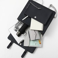 「キルア＝ゾルディックモデル サッチェルバッグ」「キルア＝ゾルディックモデル ミニ財布」