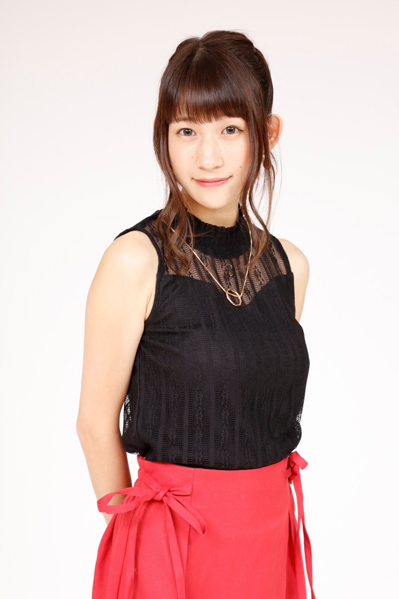 渋谷いのり役の細川美菜子。