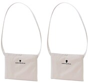 コラボグッズのサコッシュ・裏面。