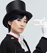 タキシード仮面／地場衛役のSufa（Wキャスト）。