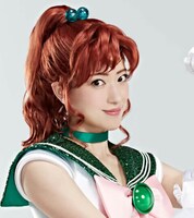 セーラージュピター／木野まこと役の伊田麻友香（Wキャスト）。