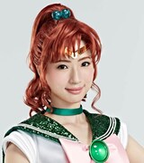 セーラージュピター／木野まこと役の尾崎礼香（Wキャスト）。