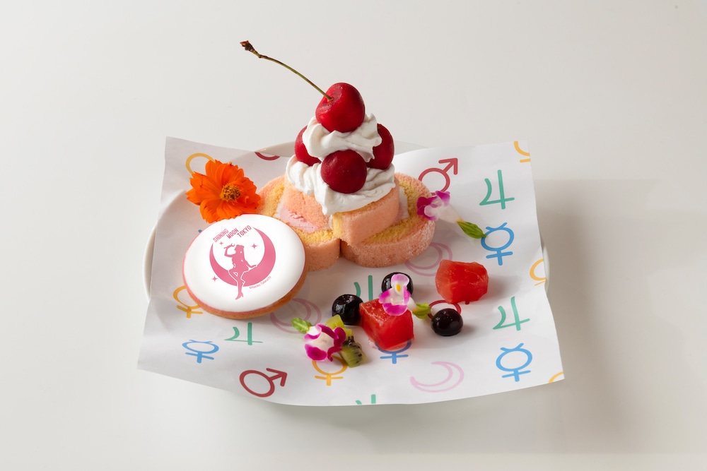 「SHINING MOON TOKYOロールケーキ」