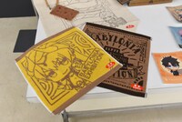 ショップで販売されているグッズ。