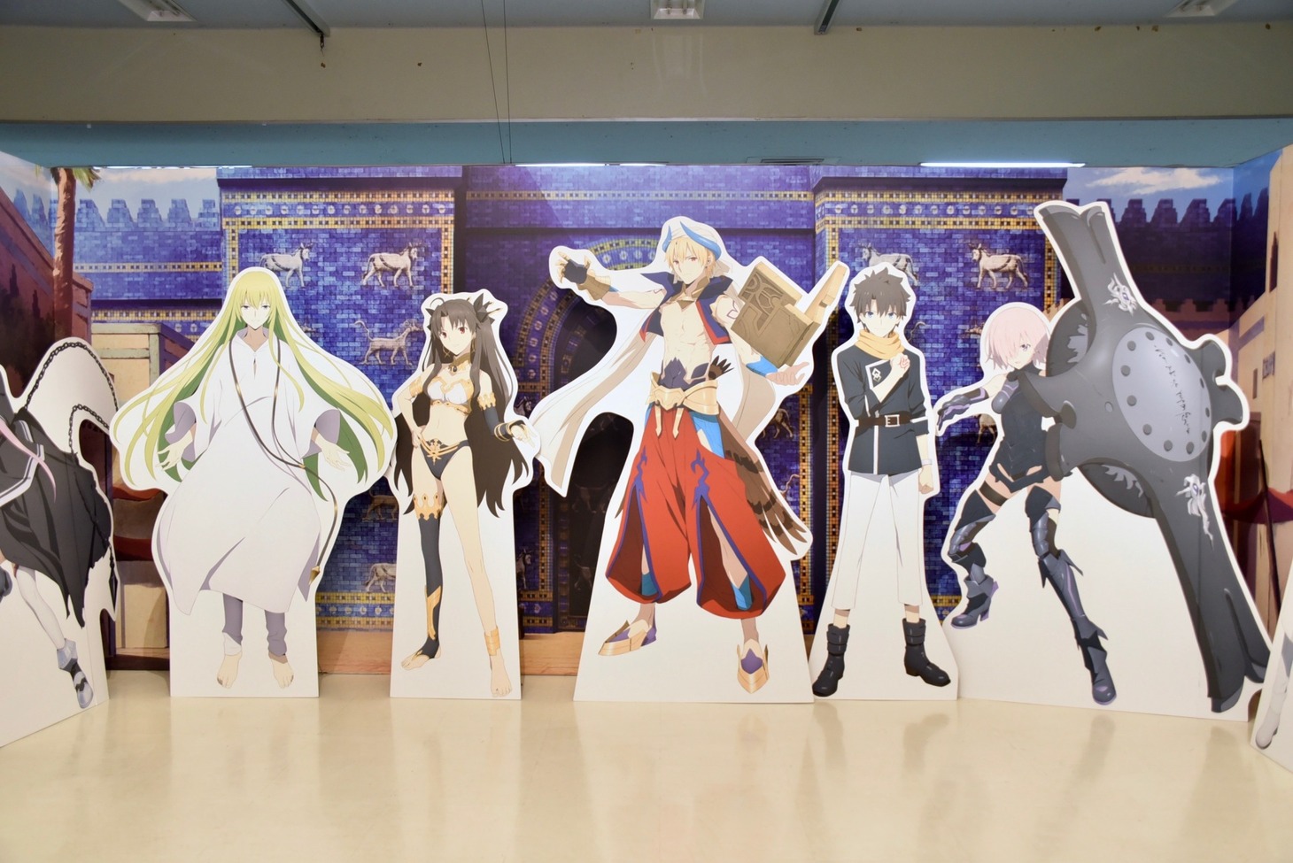 「Fate/Grand Order -絶対魔獣戦線バビロニア-展 Road to Uruk」のフォトスポット。