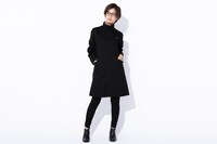 「ペルソナ4」をイメージしたアイテムの着用イメージ。