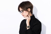 「ペルソナ4」をイメージしたアイテムの着用イメージ。