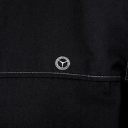 「主人公モデル コート」