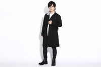 「ペルソナ4」をイメージしたアイテムの着用イメージ。