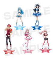 会場で販売されるアクリルスタンド。