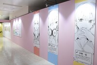 「五等分の花嫁展」の様子。