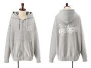 TVアニメ「スタミュ」をイメージしたパーカー。