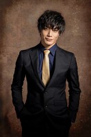 久保田秀敏扮するスティーブン・A・スターフェイズ。