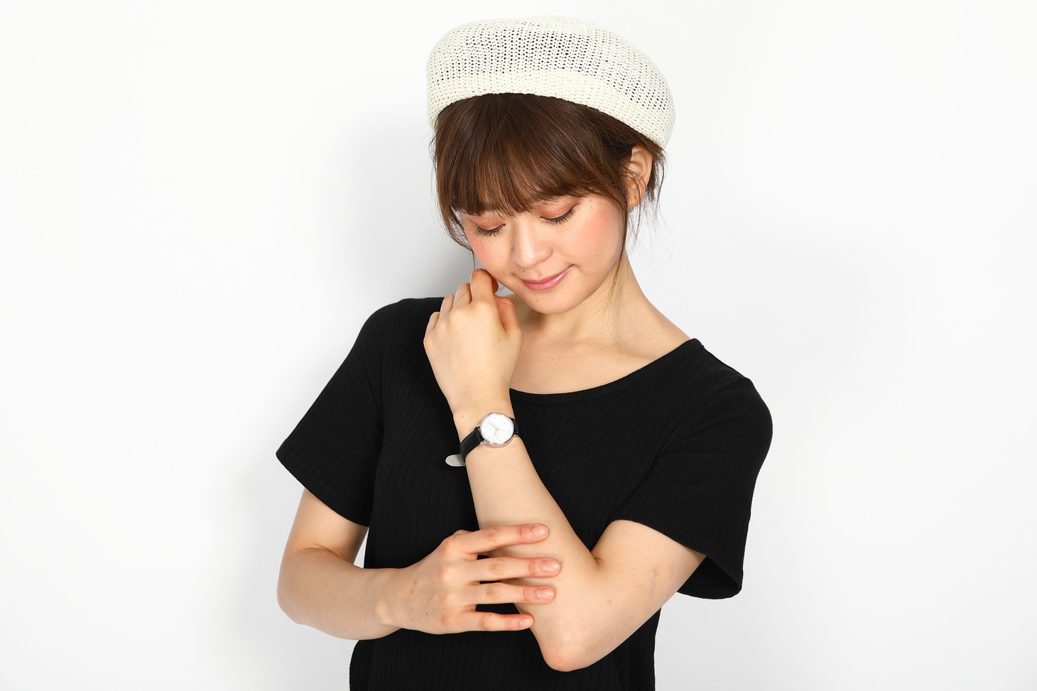 中島敦モデルの腕時計の使用イメージ。