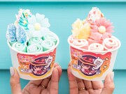 アニメ映画「このすばロールアイス」。左から「アクア ミント&ミント味」、「めぐみん イチゴ&マンゴー味」。