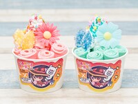 「このすばロールアイス」。左から「めぐみん イチゴ＆マンゴー味」、「アクア ミント＆ミント味」。