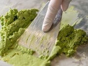 ROLL ICE CREAM FACTORYで提供されるアイスクリームの調理イメージ。