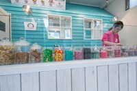 ROLL ICE CREAM FACTORYのイメージ。