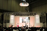 「『ガンダム』40周年ステージ」の様子。