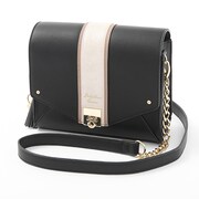 安室透モデルのバッグ。