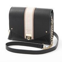 安室透モデルのバッグ。