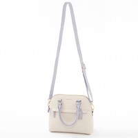 灰原哀モデルのバッグ。