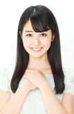 成田香澄役の中川梨花。