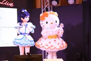 左からキュアホワイト、ミミィ。