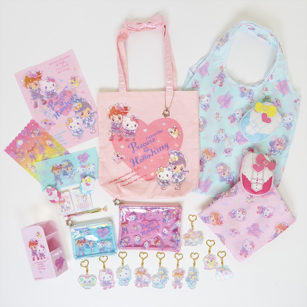「ふたりはプリキュア×ハローキティ」で展開されるグッズ。