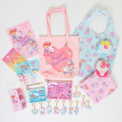「ふたりはプリキュア×ハローキティ」で展開されるグッズ。