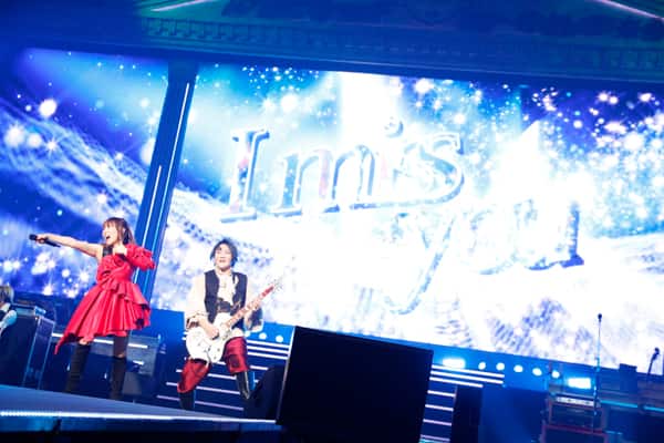 Angela 高速トロッコで全力 Shangri La アニサマ2日目 結城アイラは弾き語りで魅了 ライブレポート 写真59枚 セットリストあり コミックナタリー