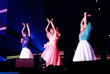 芹澤優▽→三森すずこ←▽大坪由佳