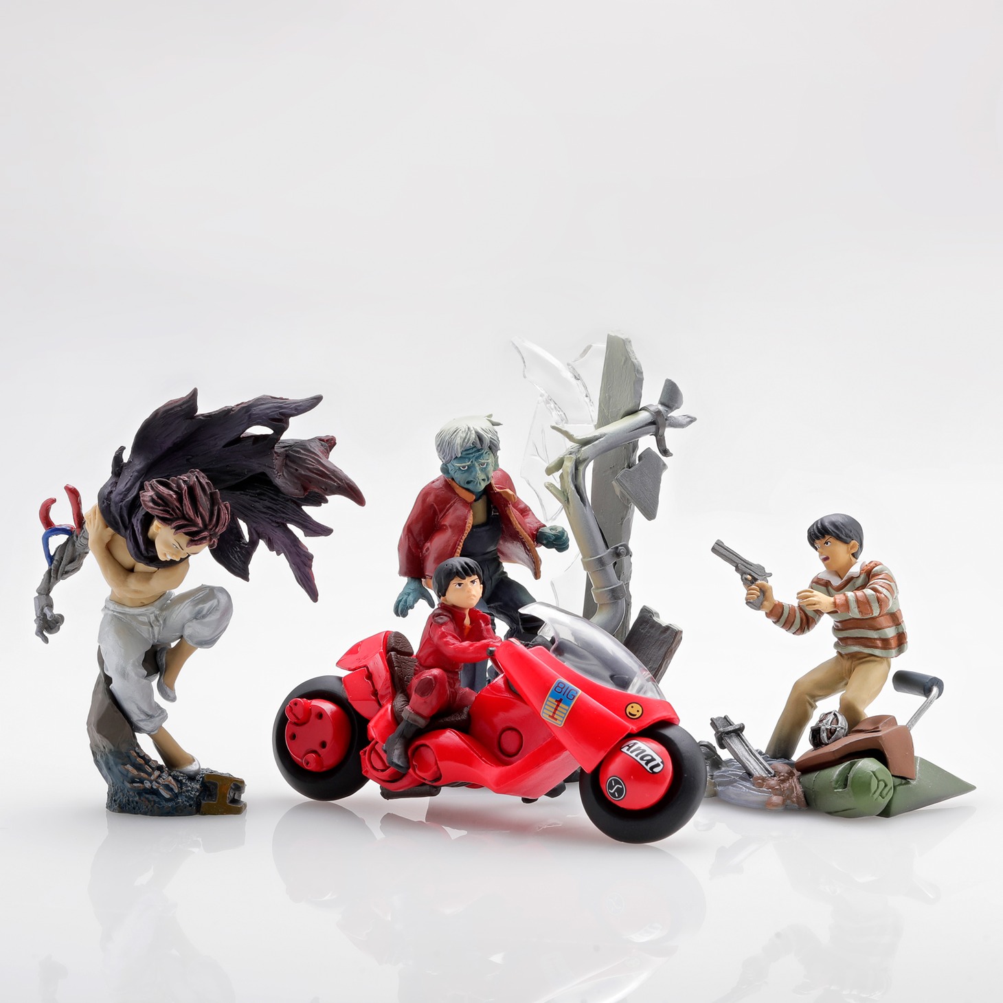「miniQ『AKIRA』PART.1『金田』」